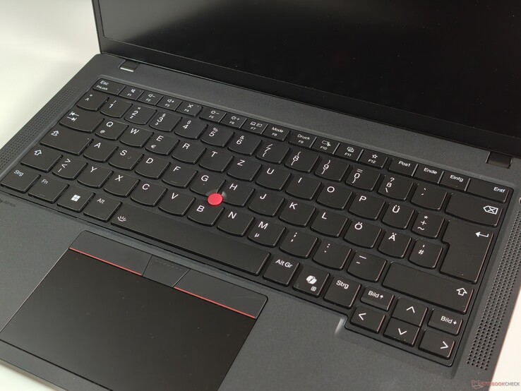 Lenovo ThinkPad T14 G6: Клавиатура