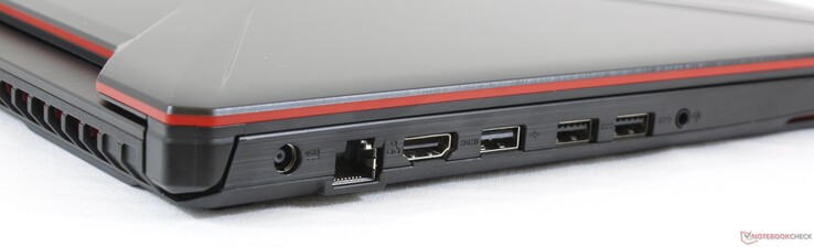 Левая сторона: разъем питания, Ethernet, HDMI 2.0, USB 2.0 Type-A, 2x USB Type-A 3.1 Gen. 1, комбинированный аудио разъем