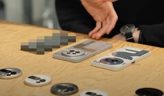 Размытый телефон Nothing Phone (3) сидит рядом с телефоном Nothing Phone (3a) Pro. (Источник изображения: Nothing)