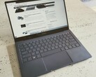 Samsung Galaxy Book S разбил Apple MacBook Air в пух и прах, что бы вы ни думали по этому поводу. (Источник: Notebookcheck)