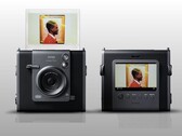 Эстетика больше напоминает серию X от Fuji, чем что-либо из линейки Instax (Источник изображения: Fujifilm)