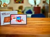 Планшет Lenovo Tab Plus Gen 2 не только выглядит привлекательно, но и отличается очень длительным сроком службы.