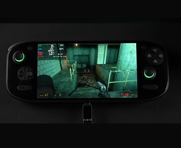 Half-Life 2 достигает 124 FPS на Ayn Odin 2 Portal через Proton 11 ARM64, работая с внешней клавиатурой и мышью.