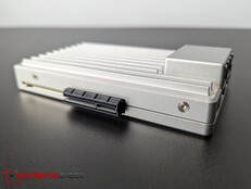 Сторона: PCIe 3.0 x 4