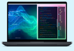 По данным Dell, карта Qualcomm AI-100 Inference оснащена 32 ядрами искусственного интеллекта и 64 ГБ памяти LPDDR4x. На фото - ноутбук Dell с окном кодирования в правой части экрана. (Источник изображения: Dell)