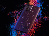 ожидается, что в 2025 году Motorola ThinkPhone будет немного компактнее своего предшественника (Источник изображения: Motorola)