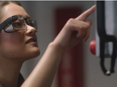 Google Glass Enterprise 2 предназначены для сотрудников различных предприятий. (Изображение: Google)