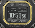 На фото - циферблат часов Casio GMW-BZ5000BD-1 на белом фоне. (Источник изображения: Casio)