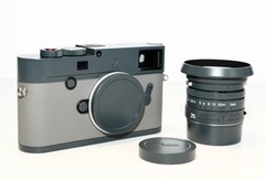 Leica M10-P предлагалась в цвете 
