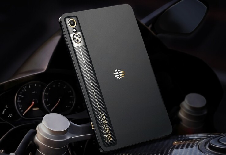 RedMagic Gaming Tablet 3 Pro оснащен OLED-панелью с частотой 165 Гц (Источник изображения: RedMagic)