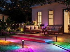 Новый светильник Govee Outdoor Pathway Lights 2 (на фото) появится в США в августе этого года. (Источник изображения: Govee)
