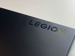 Малозаметная надпись Legion