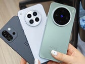 OnePlus 13T рядом с Oppo Find X8s и Vivo X200 Pro mini. (Источник изображения: via OnePlusClub)