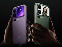 Xiaomi 17 Pro и Xiaomi 17 Pro Max отличаются от большинства &quot;конфетных&quot; смартфонов сравнительно большими дополнительными дисплеями. (Источник изображения: Xiaomi)