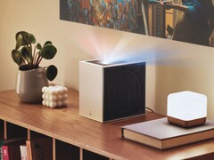 Проектор LG CineBeam S (на фото) можно предварительно заказать в некоторых странах. (Источник изображения: LG)