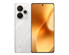 Realme 15 будет доступен в трех цветах, включая Flowing Silver (на фото). (Источник изображения: Sudhanshu Ambhore)