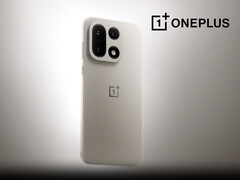 OnePlus 15 в начальном варианте цвета Sand Storm. (Источник изображения: OnePlus)