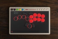 Новый контроллер Arcade Controller Pro от 8BitDo оснащён встроенным дисплеем с интегрированным программным обеспечением Ultimate Software.