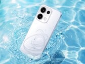 У Oppo Reno16 Pro потрясающе оформленная задняя панель.