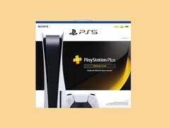 PS5 с 24-месячным пакетом PS Plus Premium обычно стоит $749,99, но в GameStop ее можно приобрести за $579,99. (Источник изображения: GameStop, отредактировано)