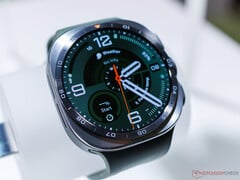 Samsung Galaxy Watch Ultra 2 (на фото)