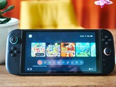 Nintendo Switch 2 гораздо больше, но при этом более эргономична, чем ее предшественница. (Источник изображения: Notebookcheck)