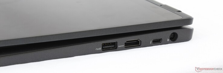 Слева: USB 3.1 Gen 1 Type A, HDMI 1.4, Thunderbolt 3 (не во всех конфигурациях), вход питания