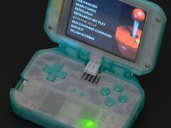 Pi Tin - это новый DIY карманный компьютер (Источник изображения: jackw01, soaporsalad)