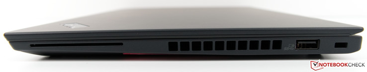 Правая сторона: считыватель смарт-карт, вентиляционная решетка, USB Type-A 3.1 (Gen.1, Always-On), замок