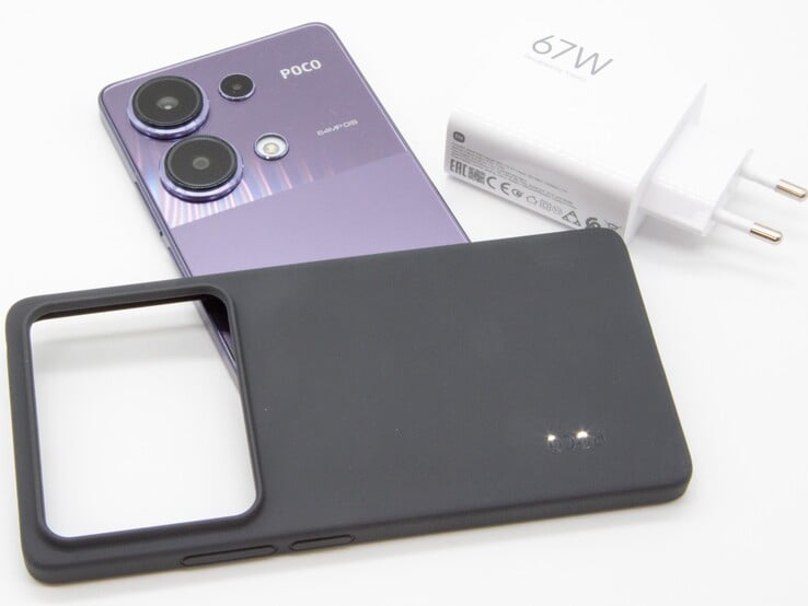 Xiaomi Poco M6 Pro комплектуется мощной зарядкой и чехлом