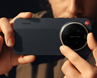 Xiaomi 17 Ultra special Leica Edition стоит около $1 138 в Китае. На снимке: кольцо зума в действии. (Источник изображения: Xiaomi)