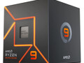 AMD R9 7900