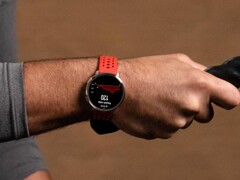Смарт-часы Active 2 от Amazfit (на фото - круглые) получили обновление 6.7.0.1. (Источник изображения: Amazfit)