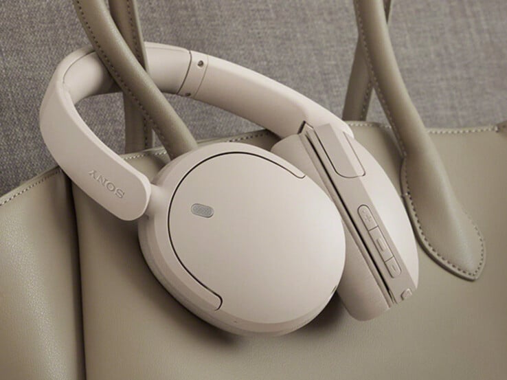 Sony WH-CH730N в расцветке Oat.