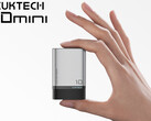 В Китае 10 Mini стоит около $25. На фото: адаптер питания. (Источник изображения: Cuktech - отредактировано)