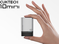 В Китае 10 Mini стоит около $25. На фото: адаптер питания. (Источник изображения: Cuktech - отредактировано)