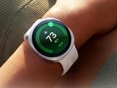 Согласно отзывам некоторых пользователей, полная зарядка Samsung Galaxy Watch9 занимает до четырёх часов.