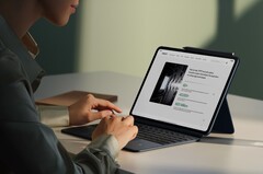 По слухам, преемник Oppo Pad 3 Pro (на фото) будет выпущен вместе с Find X8 Ultra. (Источник изображения: