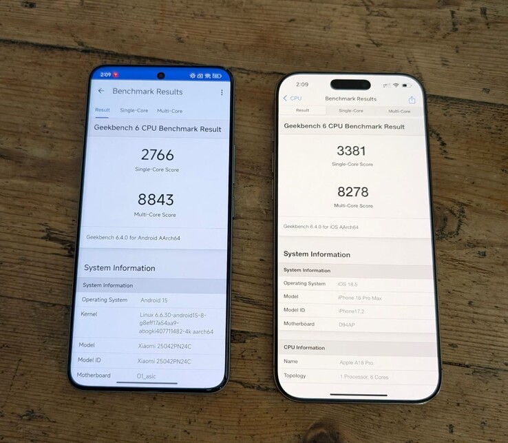 Xiaomi 15S Pro с Xring O1 против Apple iPhone 16 Pro Max с A18 Pro. (Источник изображения: Макс Вайнбах на X)
