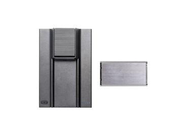 Твердотельный накопитель является съемным. (Источник изображения: Adata)