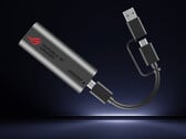 ROG USB-C10G — это адаптер USB-C к 10GbE. На снимке: рекламное изображение данного аксессуара с кабелем, входящим в комплект.
