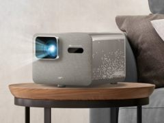 Проекторы BenQ TK705i и TK705STi (на фото) появились в Европе. (Источник изображения: BenQ)