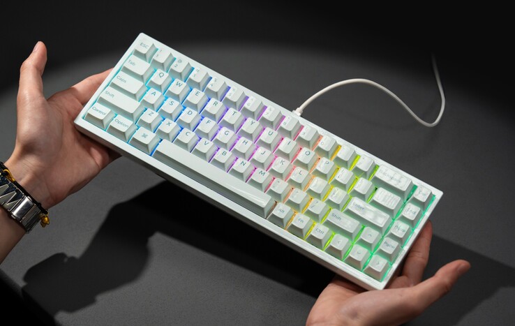 Keychron Q16 HE 8K будет иметь северную ориентацию RGB. (Источник изображения: Keychron)