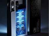 В модели UA6 II от Shanling используется восемь микросхем ЦАП Cirrus Logic, обеспечивающих высококачественное звучание в системах с симметричным подключением наушников.