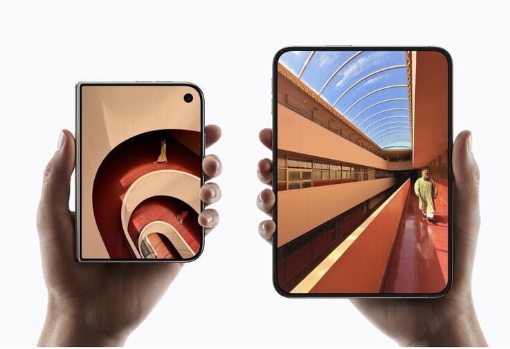 Apple iPhone Duo оснащён огромным 7,6-дюймовым экраном в разложенном виде.