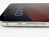 Изначально предполагалось, что Apple iPhone 15 Pro выйдет на рынок с так называемыми "тактильными" кнопками. (Источник изображения: AppleInsider)