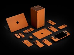Кожа Dbrand Cosmic Orange доступна для широкого спектра устройств. (Источник изображения: Dbrand)