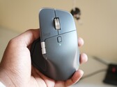 Logitech MX Master 4 в цветовом решении Graphite (Источник изображения: Abhinav Fating/Notebookcheck)