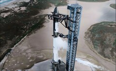 Звездный корабль компании SpaceX на стартовой площадке. (Источник изображения: SpaceX)