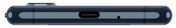 Нижняя грань: порт USB Type-C, микрофон